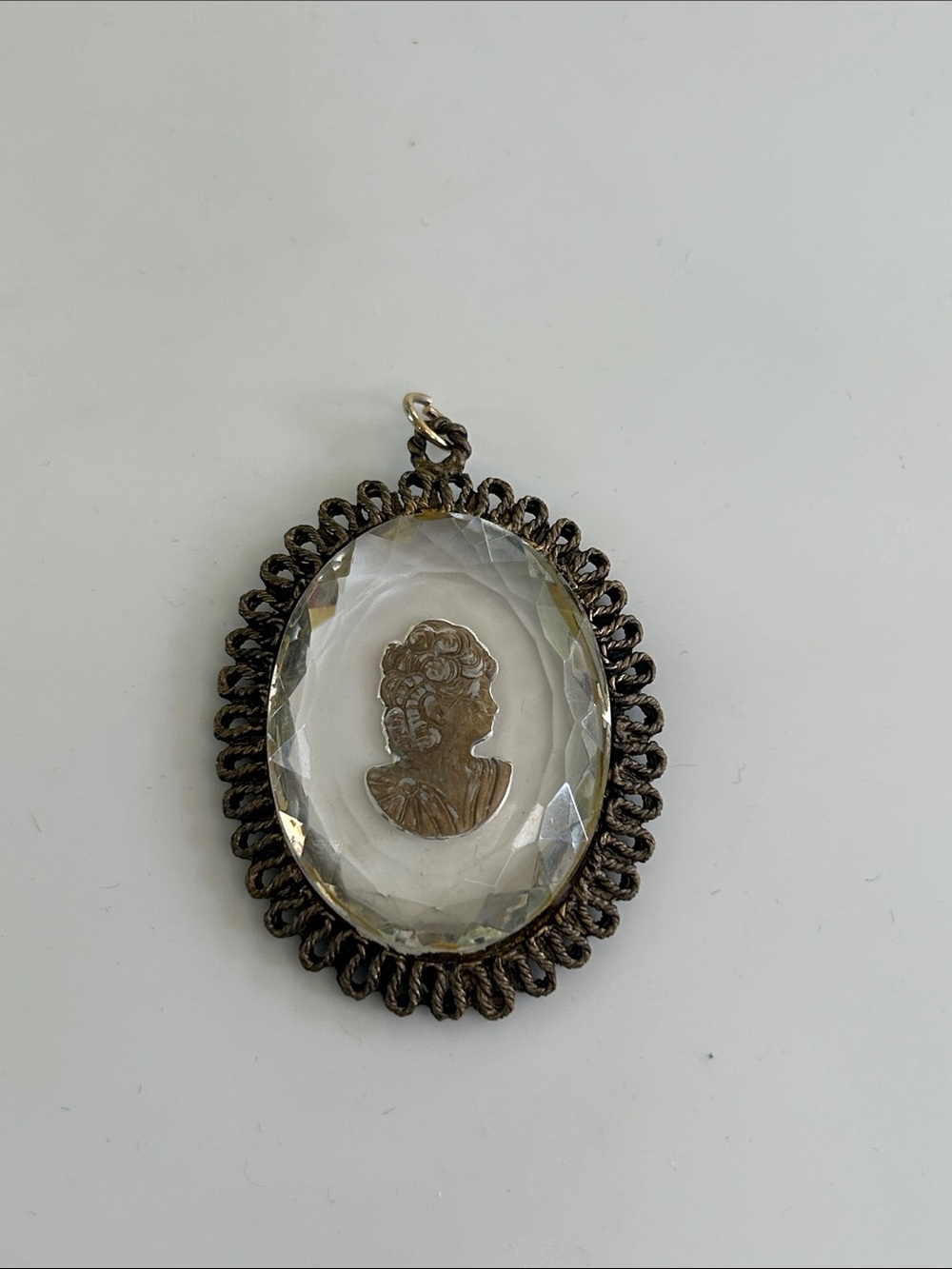 Vintage Intaglio Glass Cameo Pendant Gold Tone Filigree Frame Reverse Carved